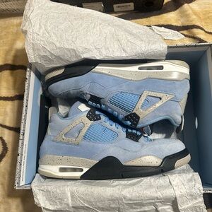 Jordan 4 University size 11